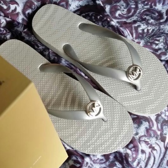 flip flop michael kors sale